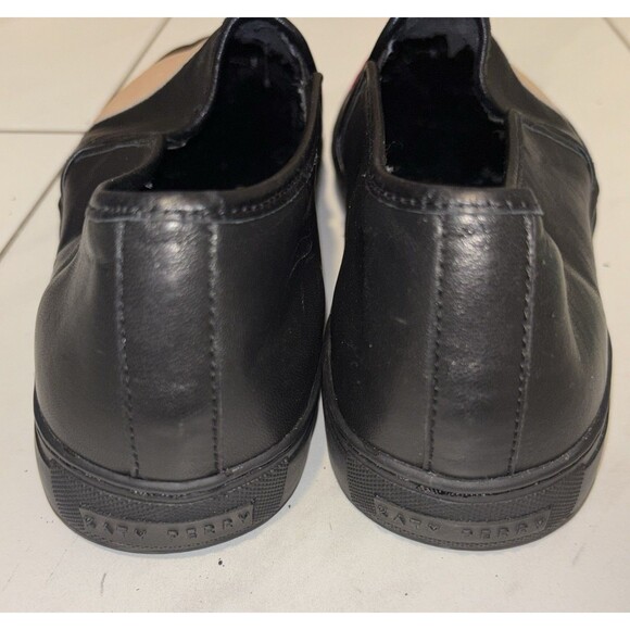 Katy Perry RARE DISCONTINUED The Heart Slip On Leather Shoes - Picture 5 of 8